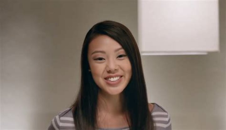 Discoveries And Insights From The New Verizon Commercial's Actress