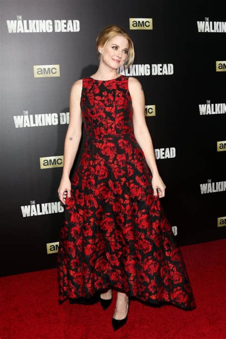 Alexandra Breckenridge Height And Weight How Tall Is Alexandra Breckenridge? ·