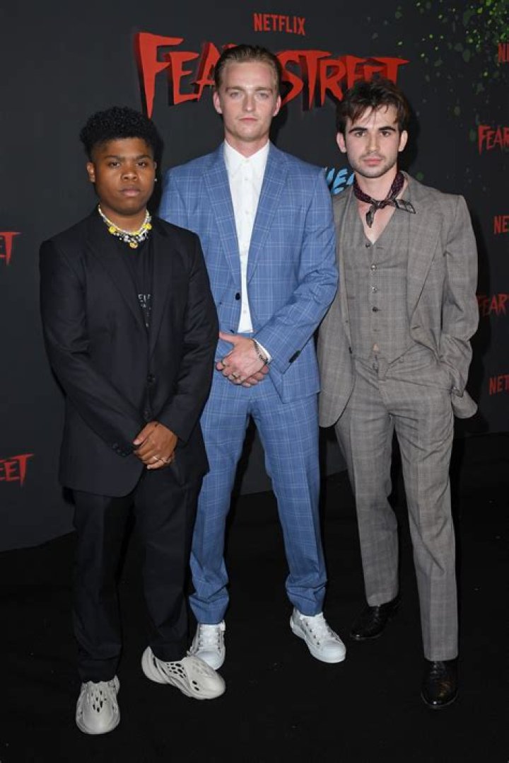 Benjamin Flores, Jr. Ethnicity, Nationality, Race, Family, Body measurements, career