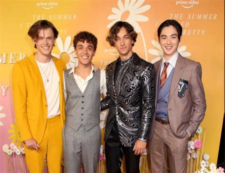 Height Unveils Christopher Briney's Qualities For The StyleSavvy