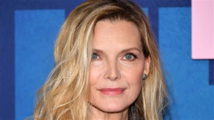 Here's How Much Michelle Pfeiffer Is Really Worth ·