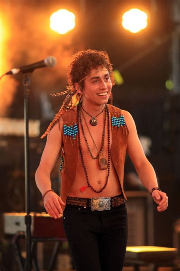 Uncover The Height Of Josh Kiszka