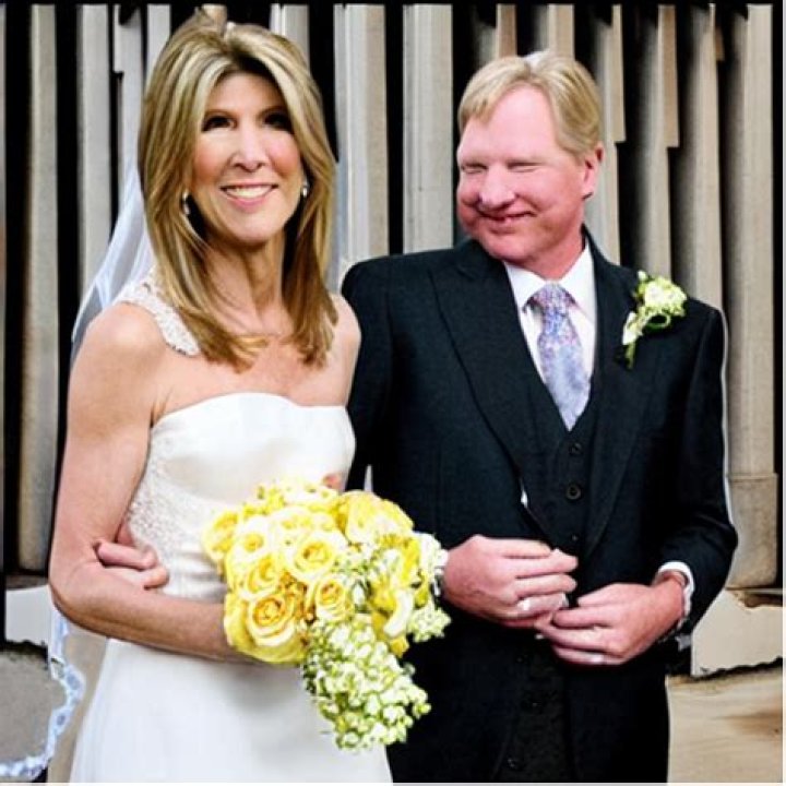 Nicole Wallace & Michael Schmidt
