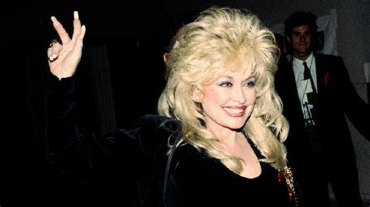 The Uncomfortable Question Barbara Walters Once Asked Dolly Parton ·
