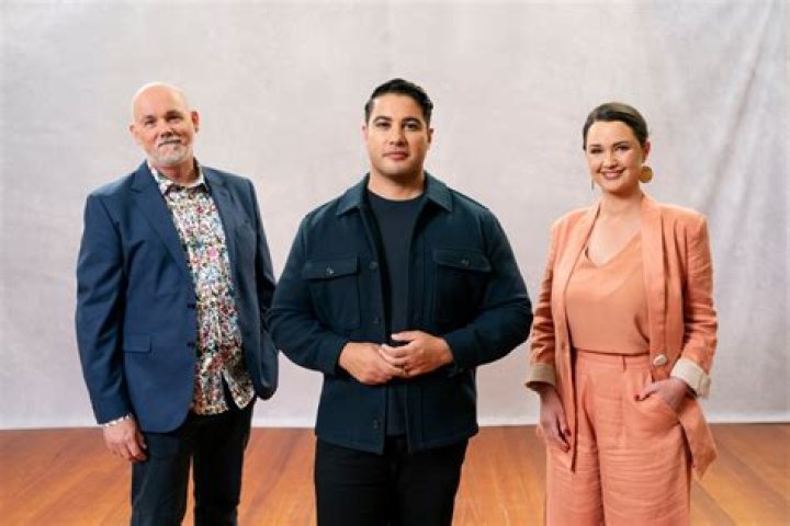 Uncovering The Secrets Of Carin Leon's Wife's Age