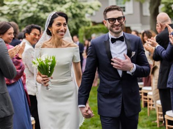 Unveiling Huma Abedin's Sister: Insights And Discoveries